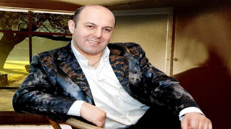 Elariz Məmmədoğlu:”Borcumu  versinlər!”