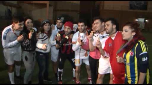 Yerli məşhurların futbol şousunda qalmaqal yaşandı