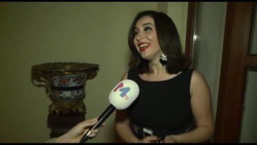 Gənc müğənni geyimi ilə təəccübləndirdi