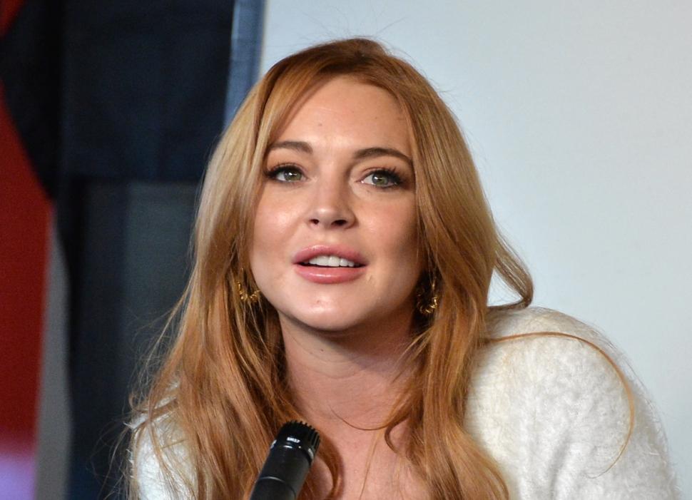Lindsi Lohan körpəsini itirib