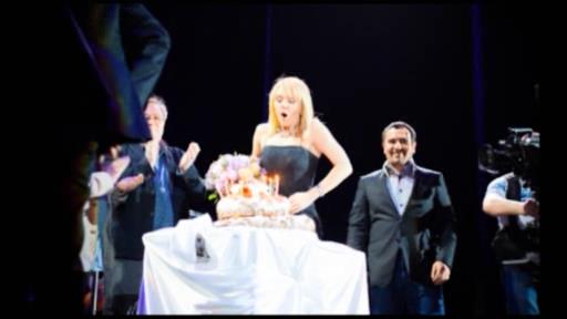 Valeriya Baki səhnəsində doğum gününü qeyd etdi