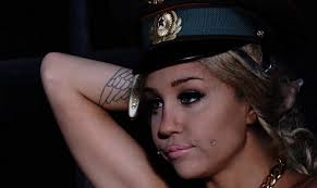 Amanda Bayns psixiotrik xəstəxanaya yerləşdirildi 