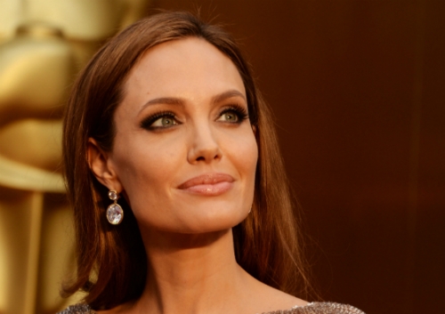 Ancelina Coli: “Aktyorluqdan imtina etmək barədə düşünürəm”