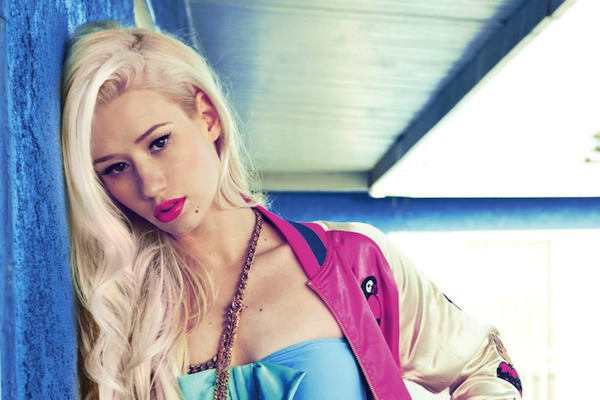 İqqi Azaliya plastik əməliyyat etdirib 