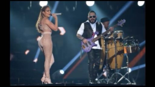 Cennifer Lopez artıq çəkilərini gizlədə bilmədi 