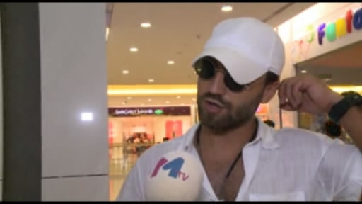 Zamiq fanatları ilə film izlədi