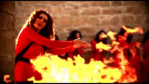 Murad Dadaşov Oksana Rəsulovanı filmə çəkir