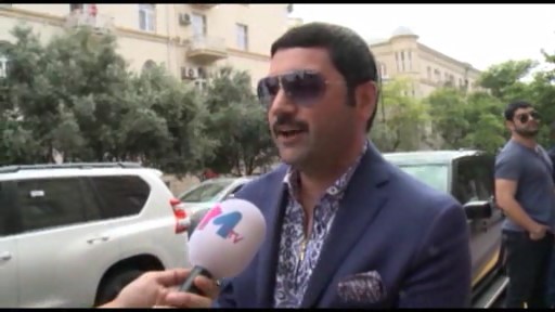 İzzət Bağırov: Mən dəblə ayaqlaşanda onların paltarı yox idi  