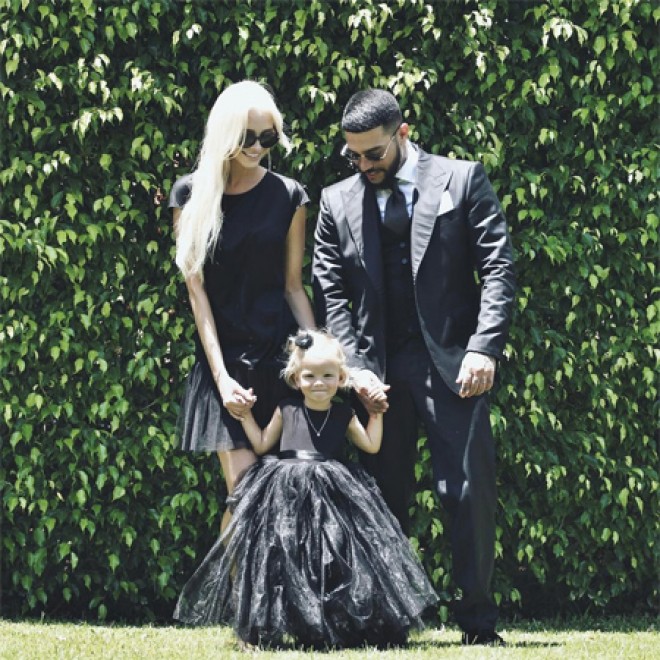 Timati qızını təbrik etdi