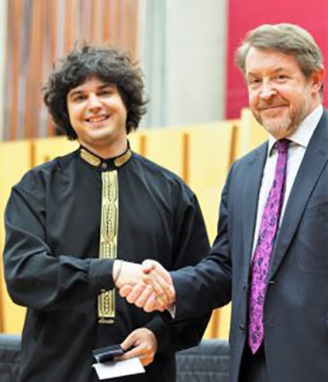Camal Əliyev Londonda Musiqiçilər Şirkətinin “Princes Prize” müsabiqəsinin qalibi olub