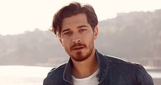 Çağatay Ulusoy keçmiş sevgililəri ilə qarşılaşmaq istəmədi