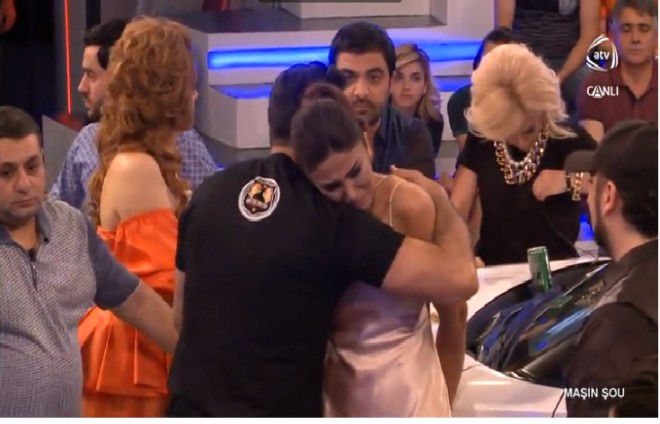 "Maşın" şounu bu dəfə o tərk etdi - Pərvin göz yaşı içində