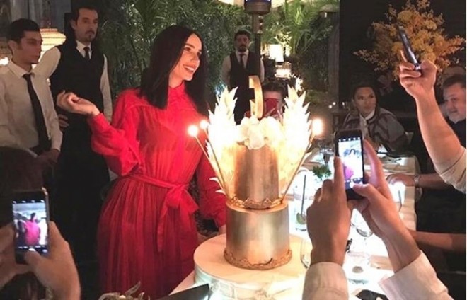 Doğum gününü qeyd edən Gülşəndən təşəkkür mesajı&nbsp;