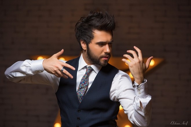 Çingiz Mustafayev futbol reklamında - video