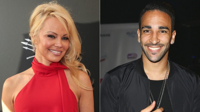 Pamela Anderson futbolçu sevgilisi ilə tətil edir - fotolar