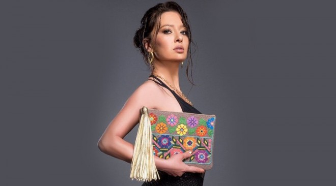 Nurgülə 300 minlik sifariş