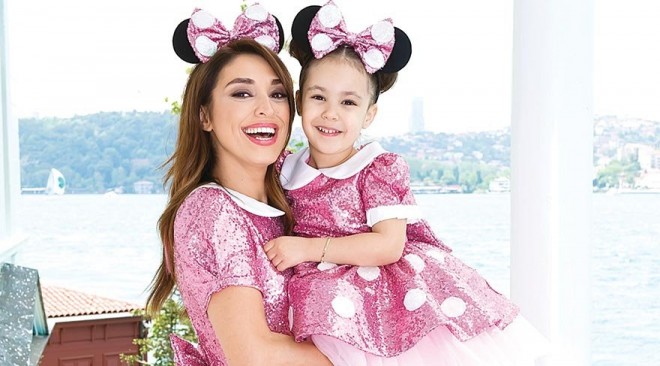 İzdivaç verilişinin aparıcı “Məni qızım böyüdür”