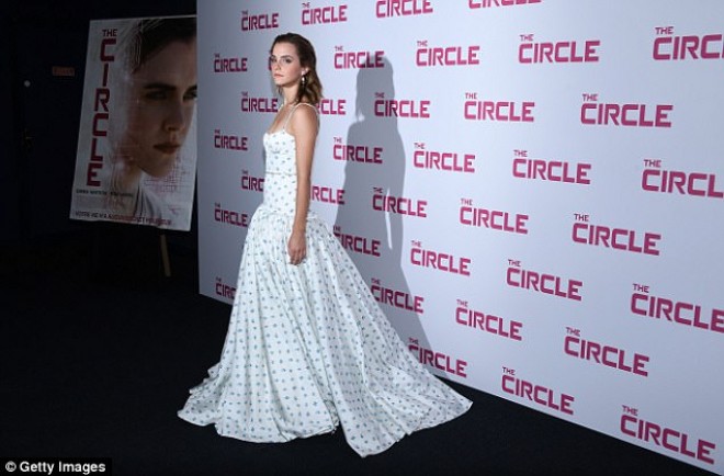 Emma Uotson filminin premyerasında - foto