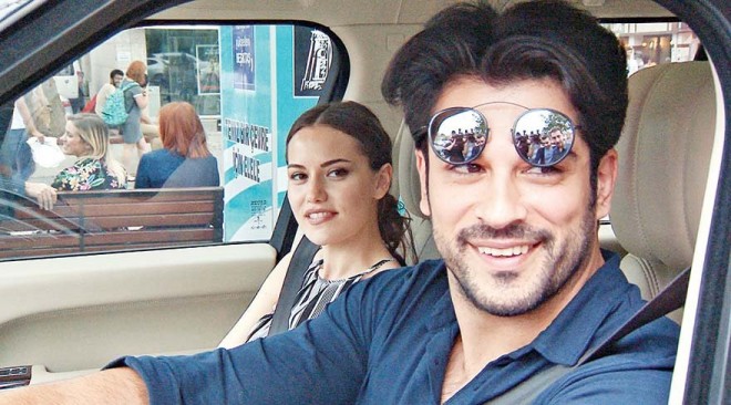 Fahriye Buraka gəlinliyi göstərmədi