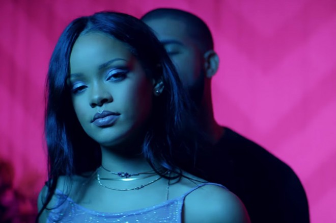 Rihanna ərəb milyarderin oğlu ilə öpüşdü - fotolar