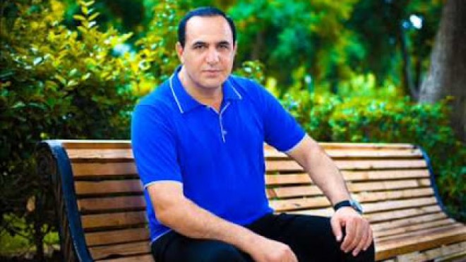 Manaf Ağayevin Röya ilə səmimi fotosu