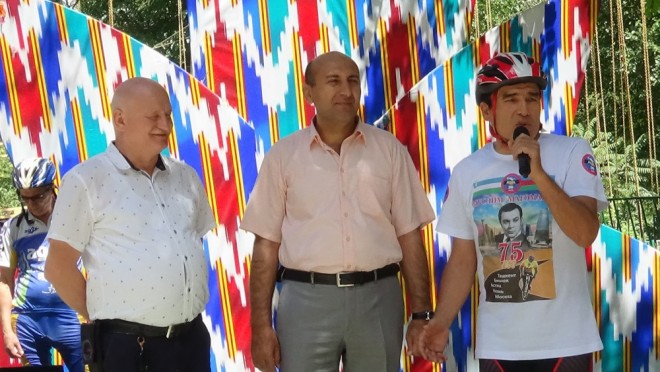 Müslüm Maqomayevin 75 illiyinə qəribə hədiyyə&nbsp;