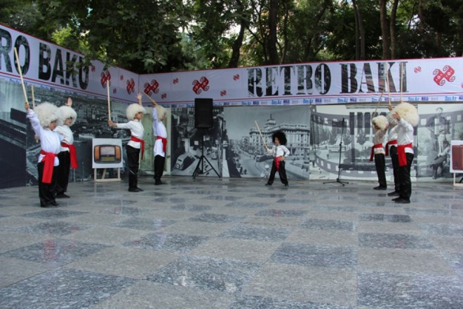 “Retro Bakı” layihəsinə yenidən start verilib - fotolar