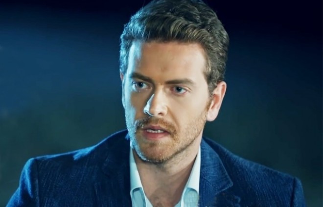 "Yüksek sosyete"nin aktyorunun yeni serialı