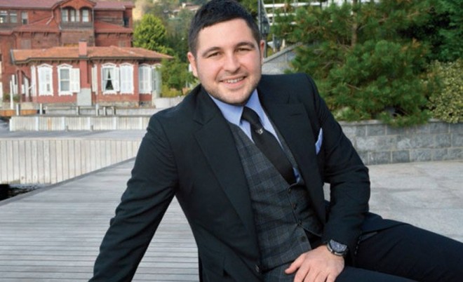 Aktrisa ilə sevgili olduğu iddia edilən Hacıdan açıqlama