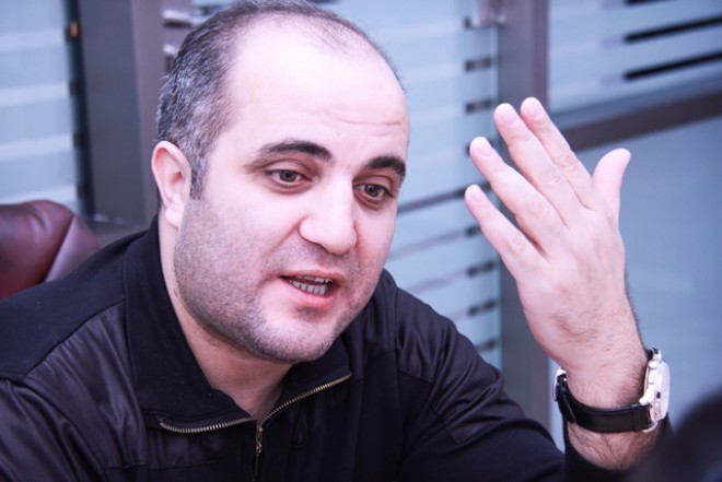 Eldəniz Məmmədov saç əkdirəcək?