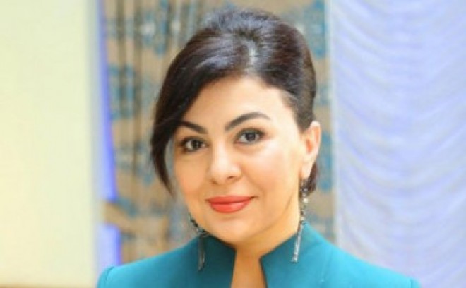 Samirə "Barcelona-Real-Madrid" oyununu canlı izlədi - foto