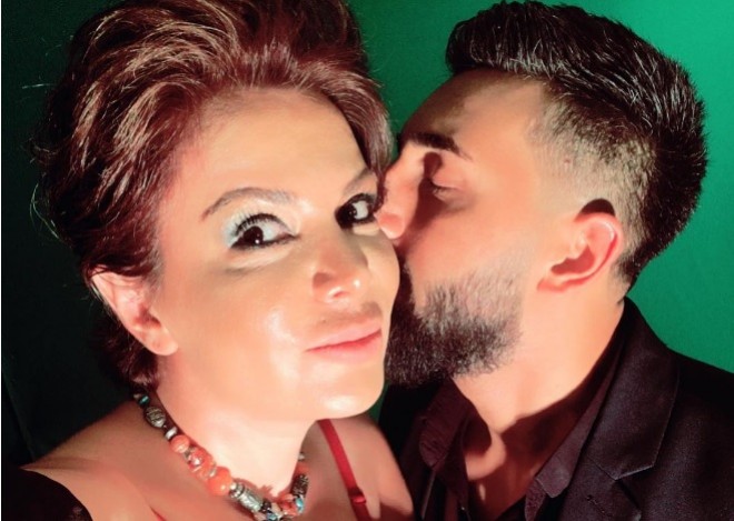 Ülviranın həmkarı ilə səmimi fotosu