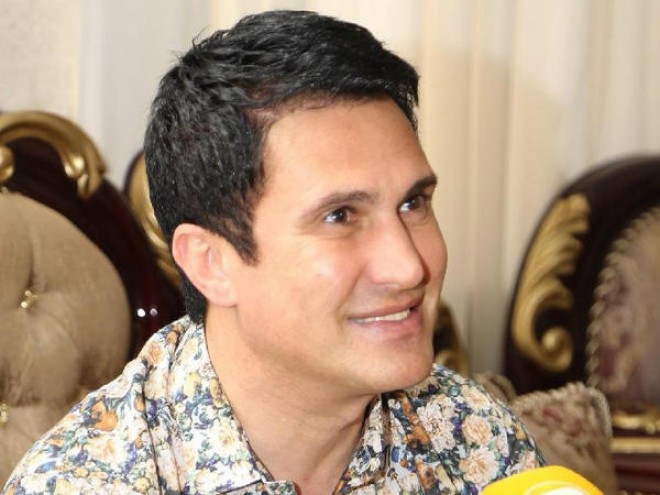 Nadirdən əməkdar artistə tərif: "Sənətkarım"