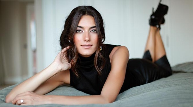 Aktrisa “Su pərisi”nə bənzədildi