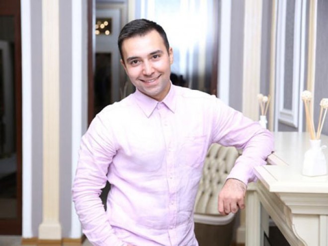 Azad uşaqlıq fotosunu paylaşdı - foto
