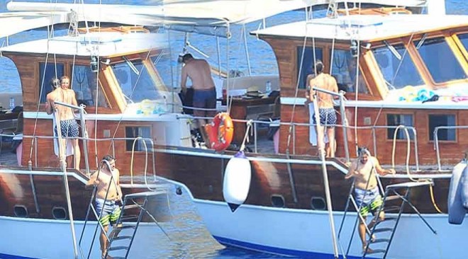 Sıla sevgilisi ilə öpüşdü