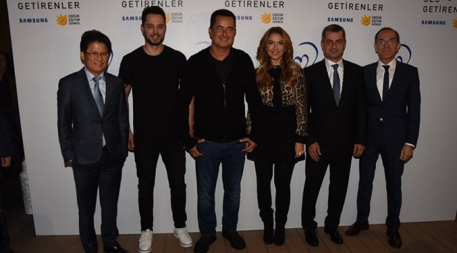 Məşhurlar uşaqlar üçün toplaşdı