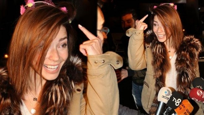 Mərvə Boluğur rəfiqələri ilə əyləndi