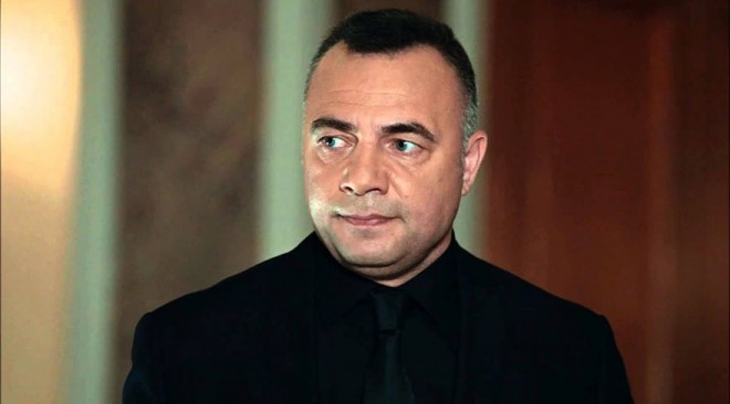 Oktay Kaynarcadan ayrılıq ismarışı - foto