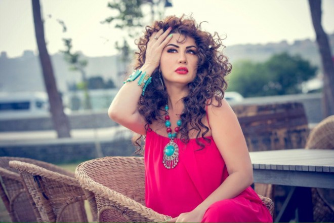 Fatimə Fətəliyeva qızı ilə&nbsp;&nbsp;