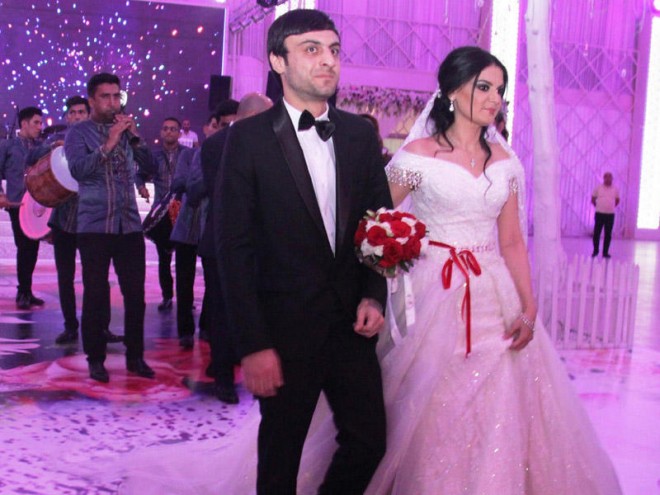 Natavan Həbibi əri ilə ayrı evdə yaşayır
