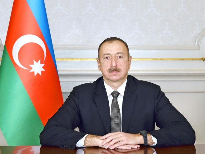 Prezident sənət adamlarına fəxri adlar verdi