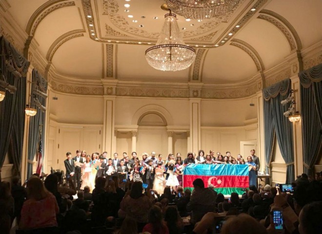 Musiqi məktəbi beynəlxalq yarışa qatıldı - foto