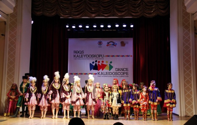 Festivalın qalibləri mükafatlandırıldı - foto