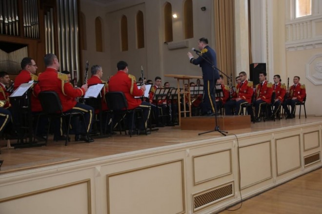 Əlahiddə Nümunəvi Hərbi Orkestrinin konserti olub - foto
