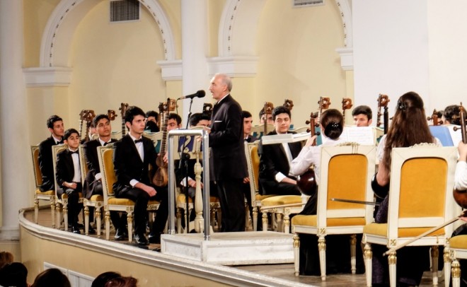 Dövlət Xalq Çalğı Alətləri Orkestri konsert verdi