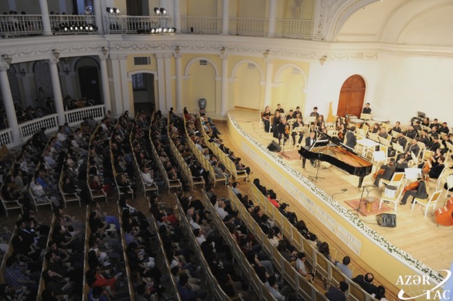 “Vətən uzaqda deyil” konserti bayrama həsr olundu - foto