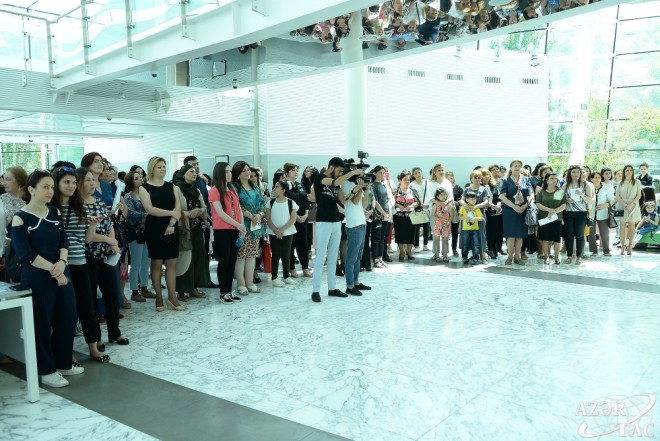 Bakıda Gənc Pianoçuların Müsabiqəsi başlayıb - foto