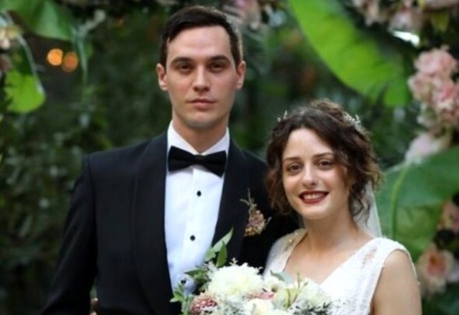 Türkiyəli aktrisa ailə qurdu - foto