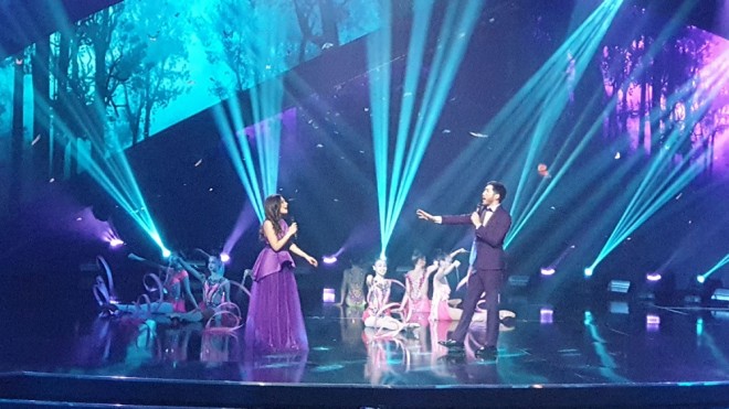 Gənc müğənni estrada festivalına qatıldı - foto